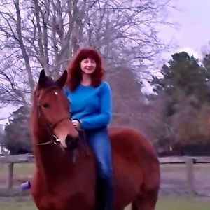 Meet your Posher, Louise